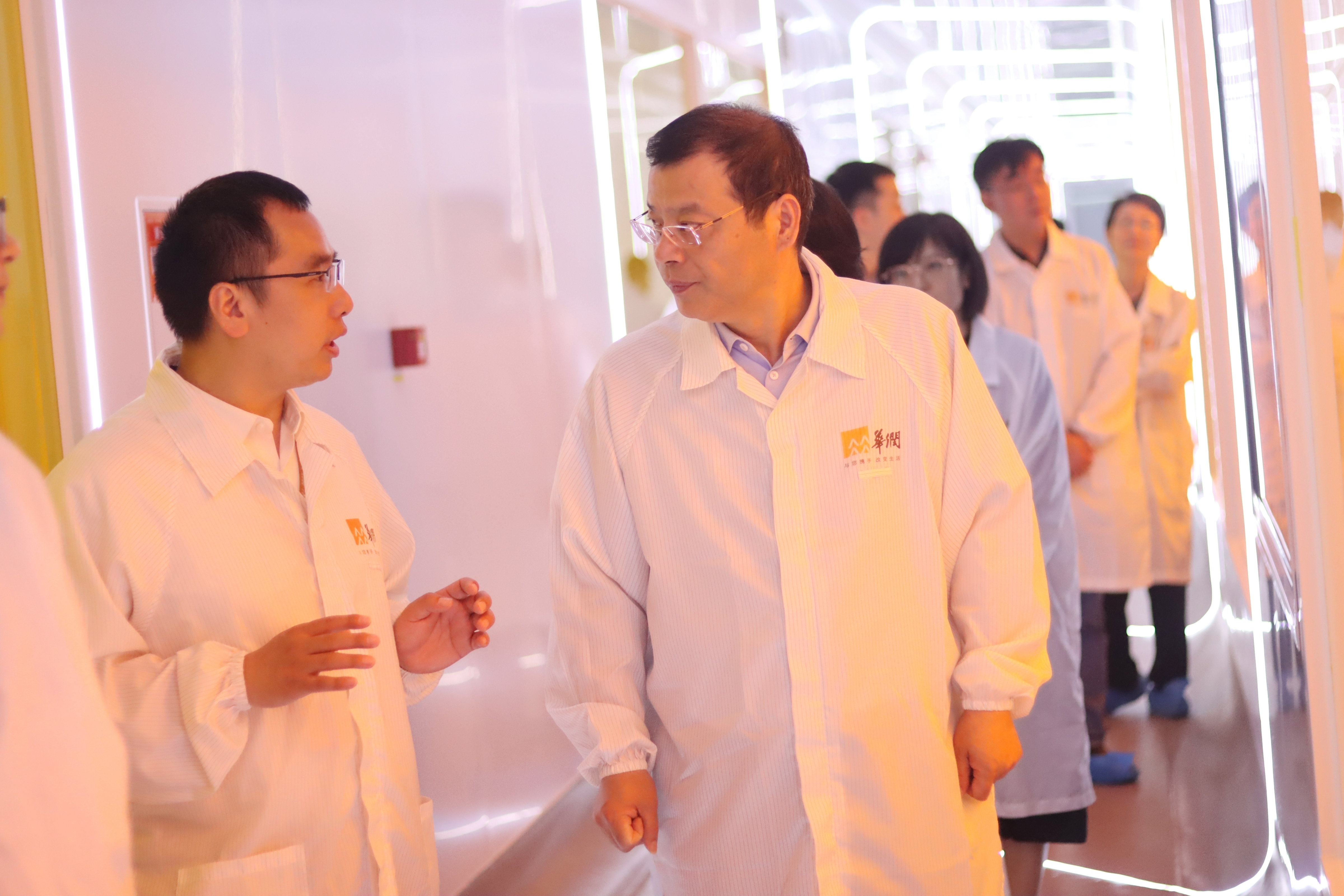 2-޹˾ȫǿܻʦһ812ʰ뵼徧Բ